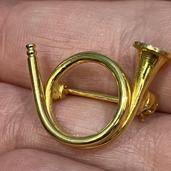 Vintage Unbranded Gold French Horn Instrument Brooch Pin - Picture 3 of 12